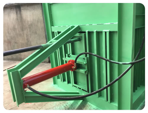 打包机（后侧面）